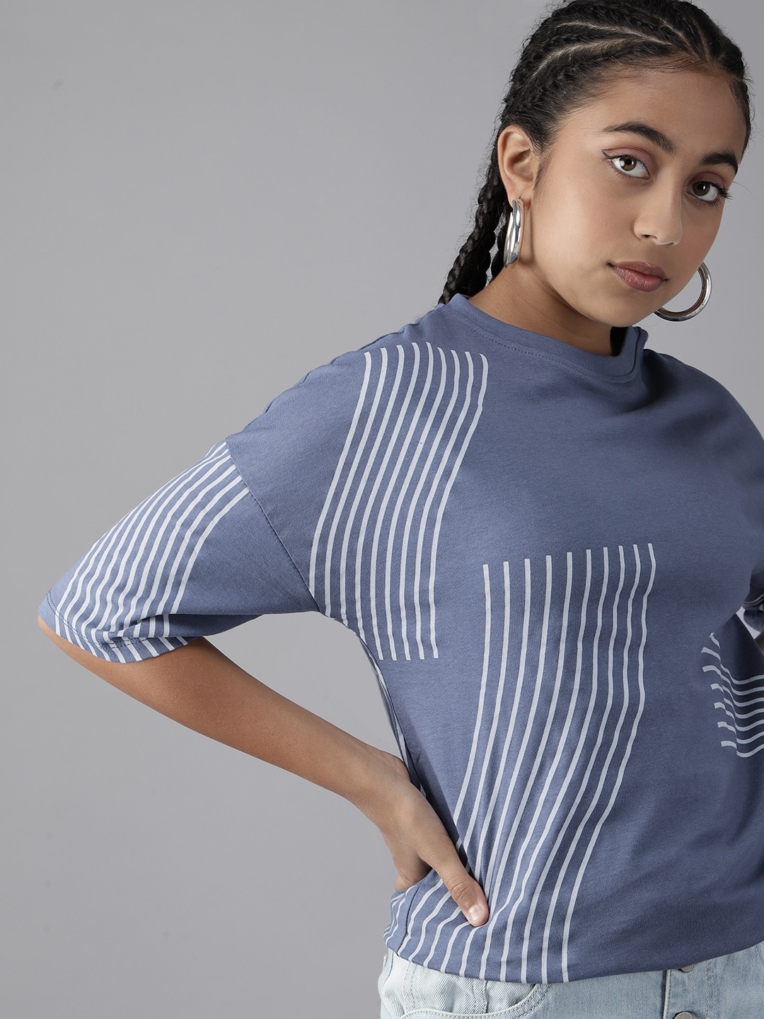 

UTH by Roadster Teen Girls Printed Drop-Shoulder Sleeves Pure Cotton T-shirt, Blue