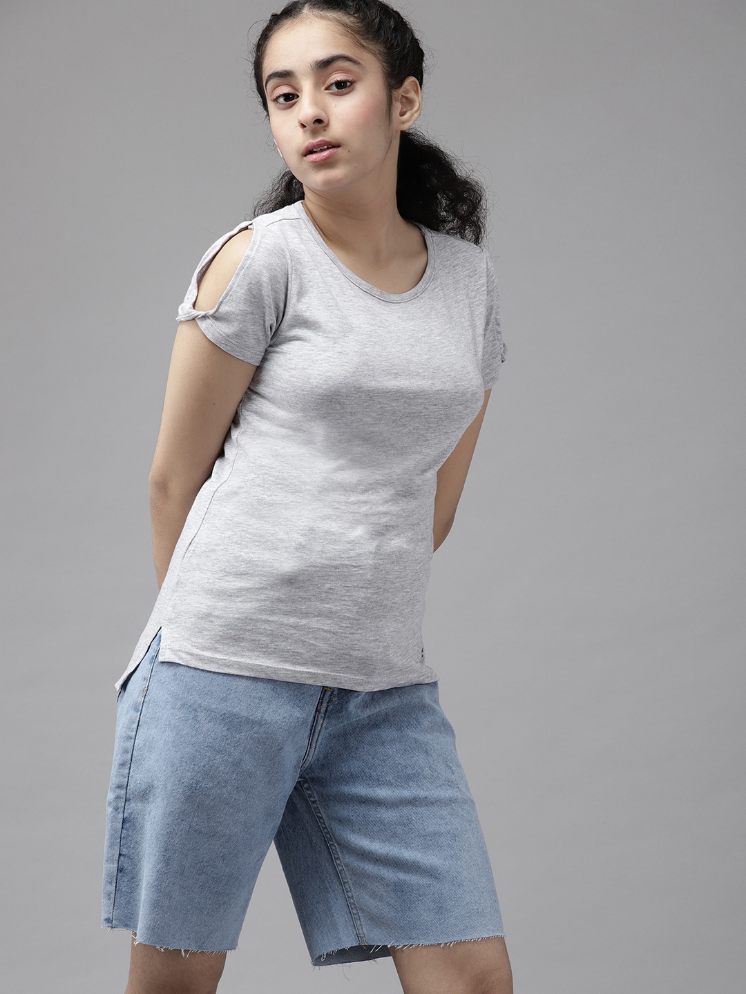 

UTH by Roadster Girls Grey Melange Solid High-Low Top