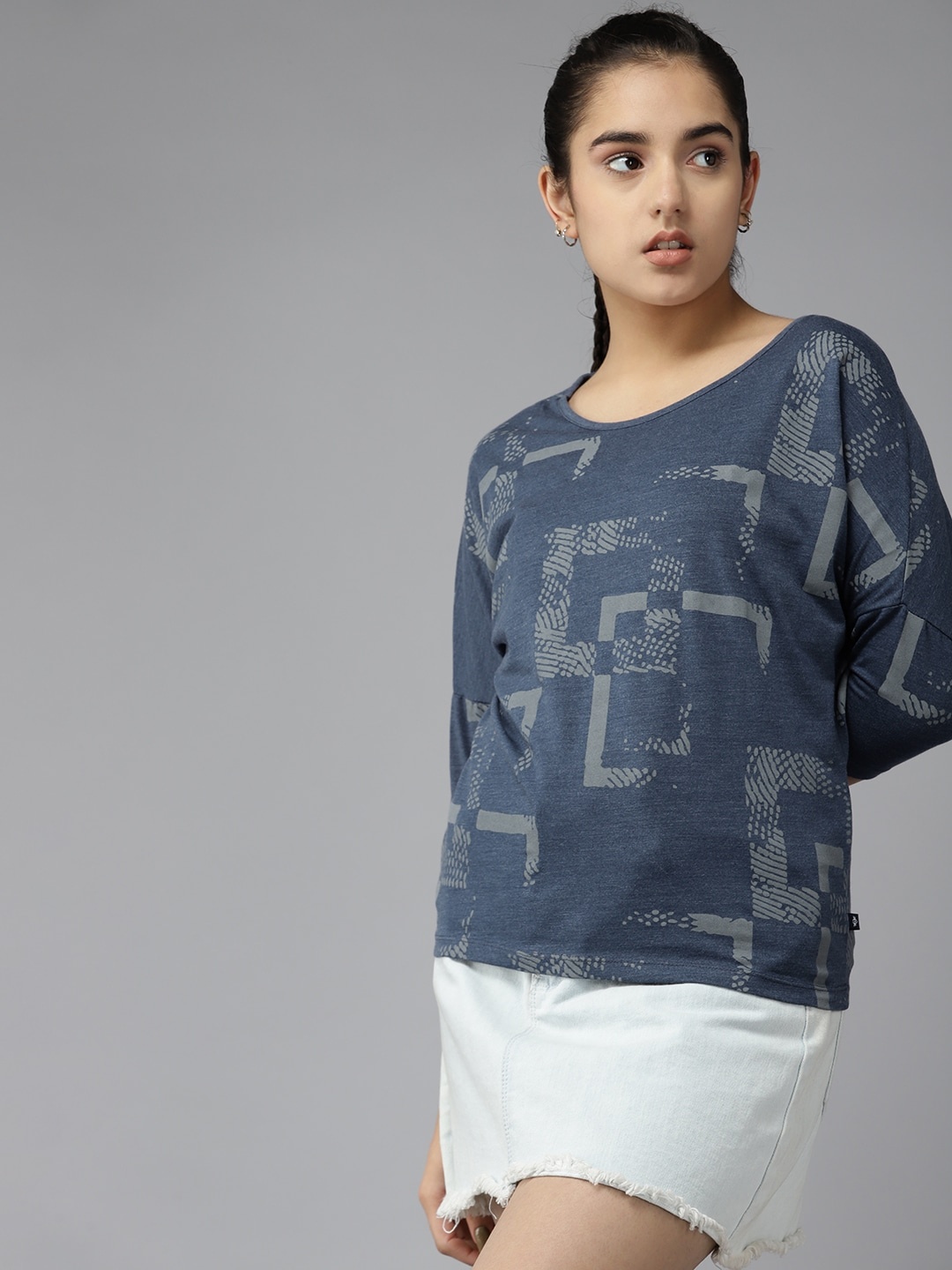 

UTH by Roadster Girls Blue & Grey Printed Extended Sleeves T-shirt