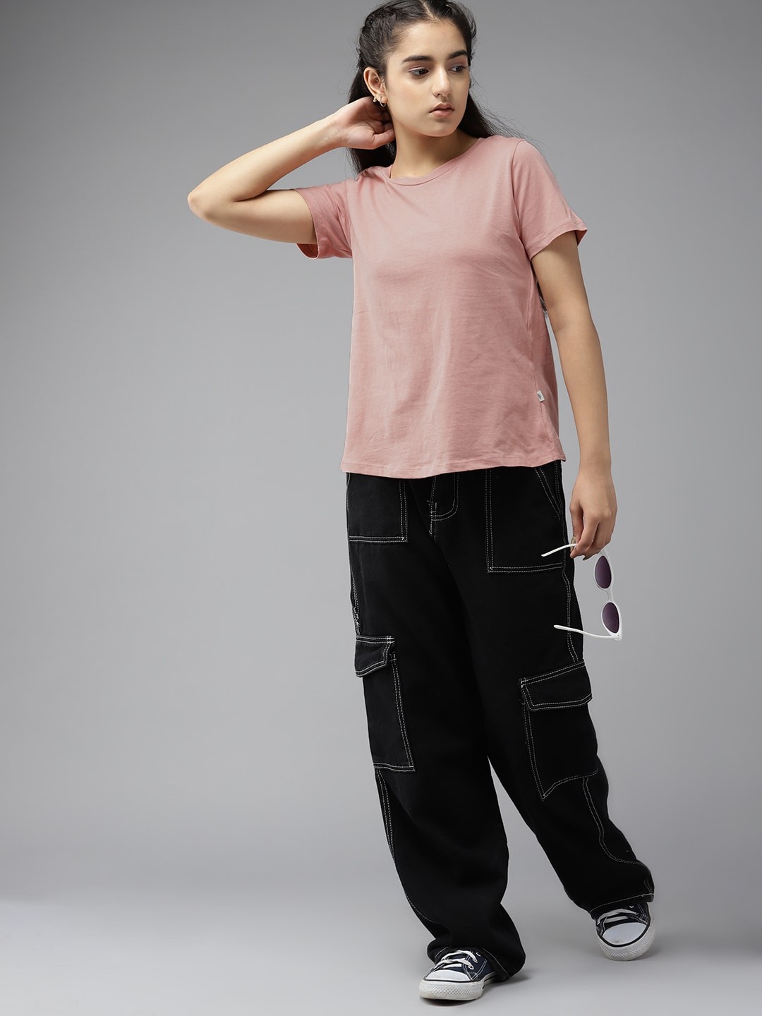 

UTH by Roadster Girls Peach-Coloured Solid Pure Cotton T-shirt