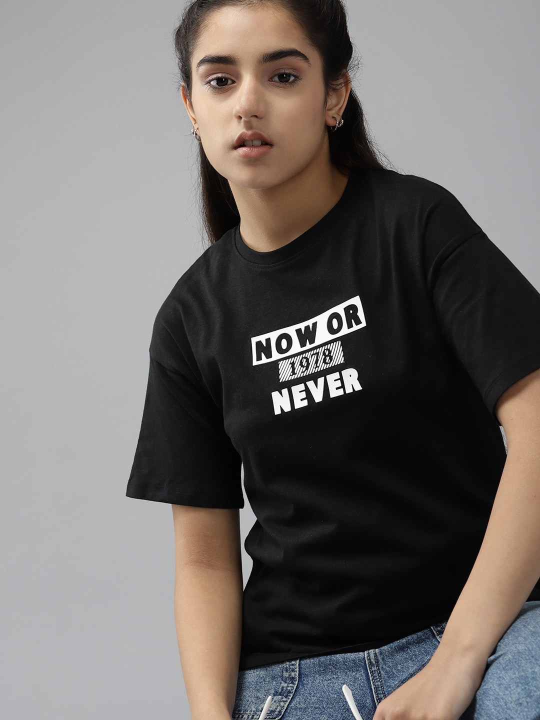 

UTH by Roadster Girls Black & White Printed Pure Cotton T-shirt