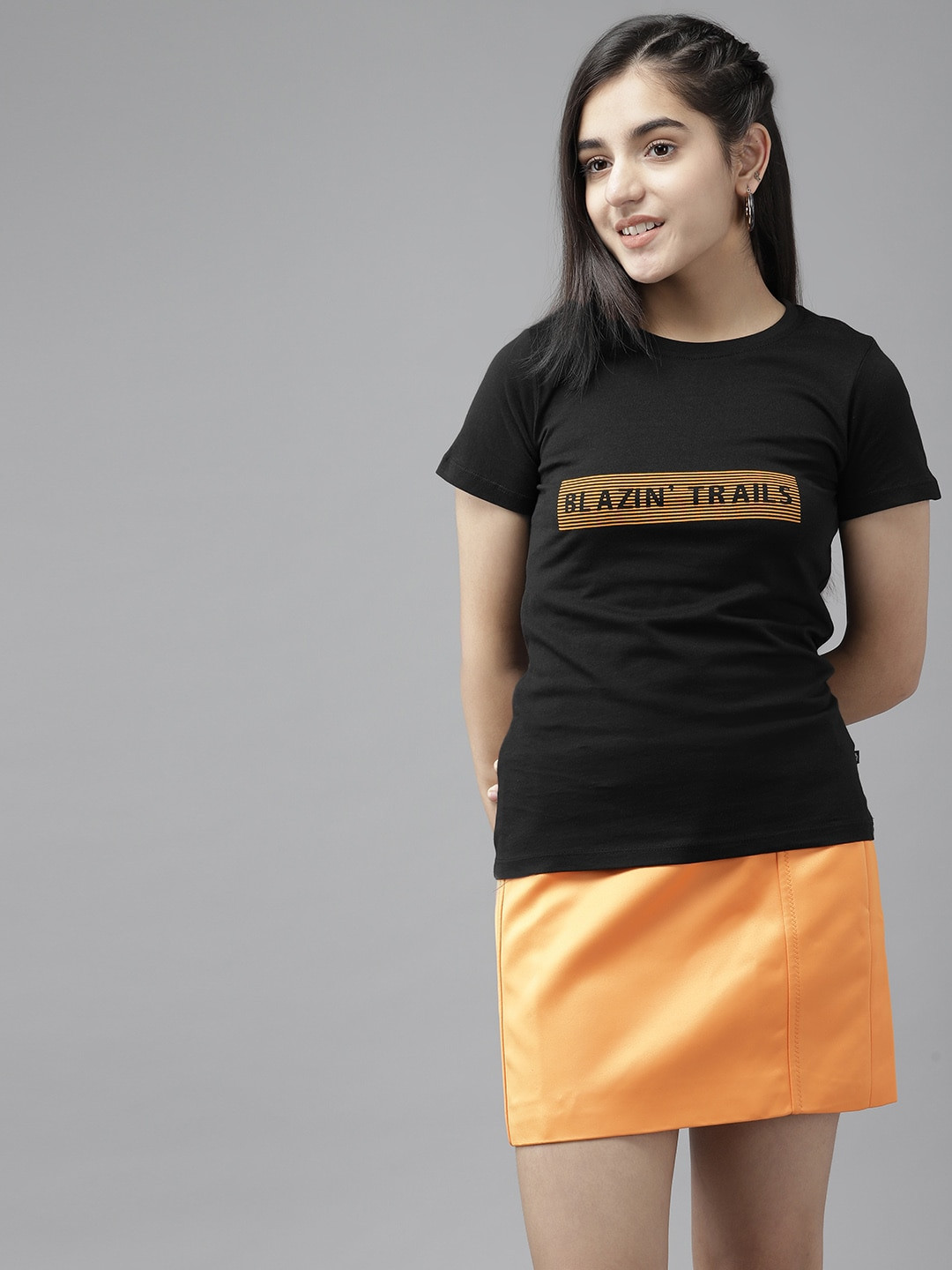 

UTH by Roadster Girls Black & Yellow Striped Pure Cotton T-shirt