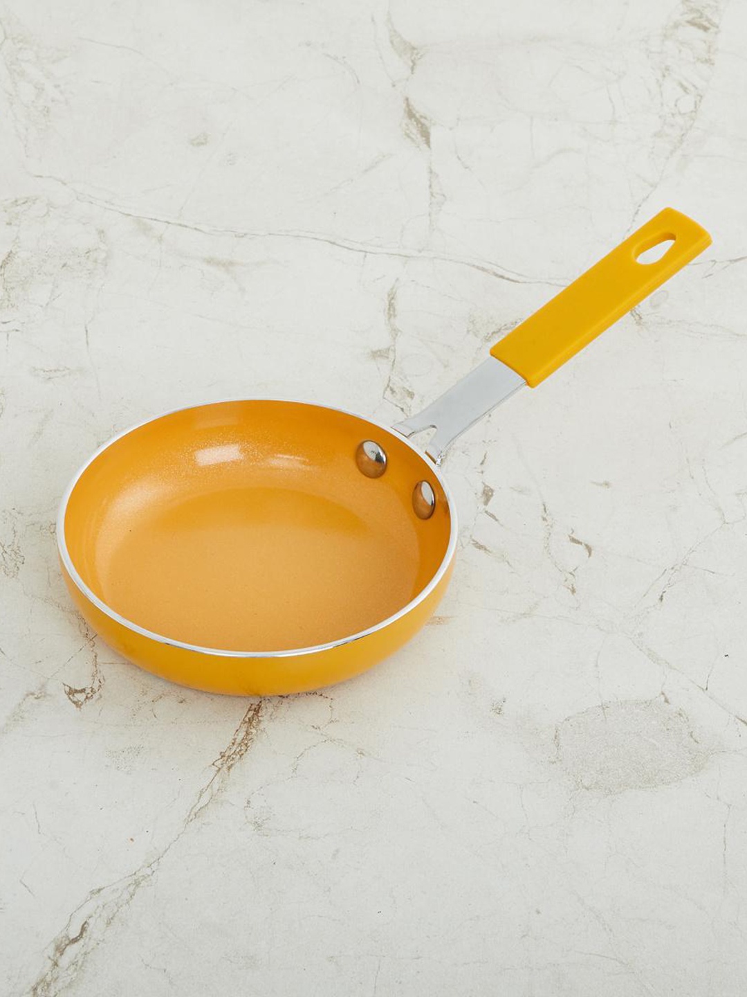 

Home Centre Yellow & Silver-Toned Solid Aluminium Frying Pan