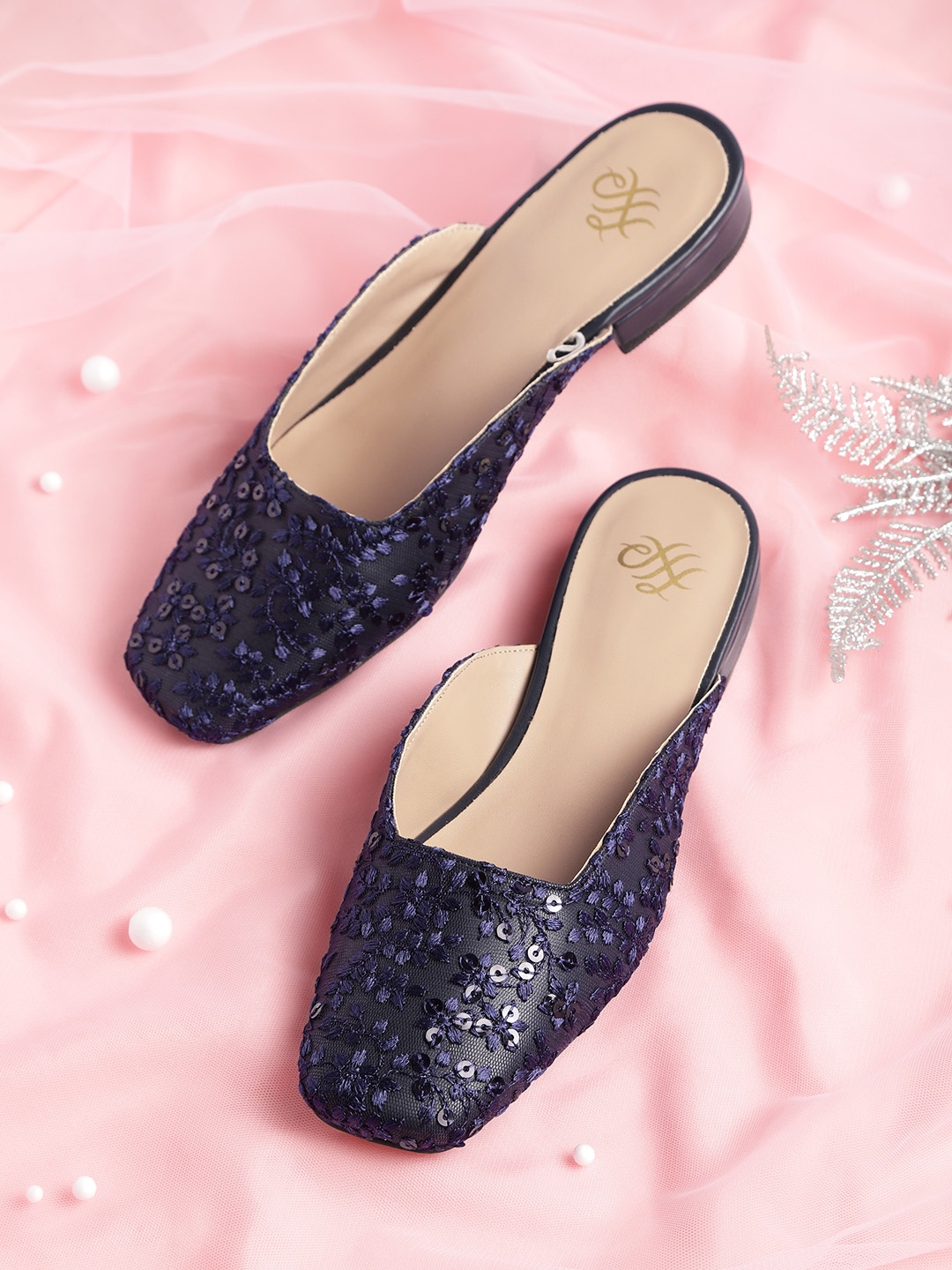 

House of Pataudi Women Navy Blue Embroidered Handcrafted Ethnic Mules