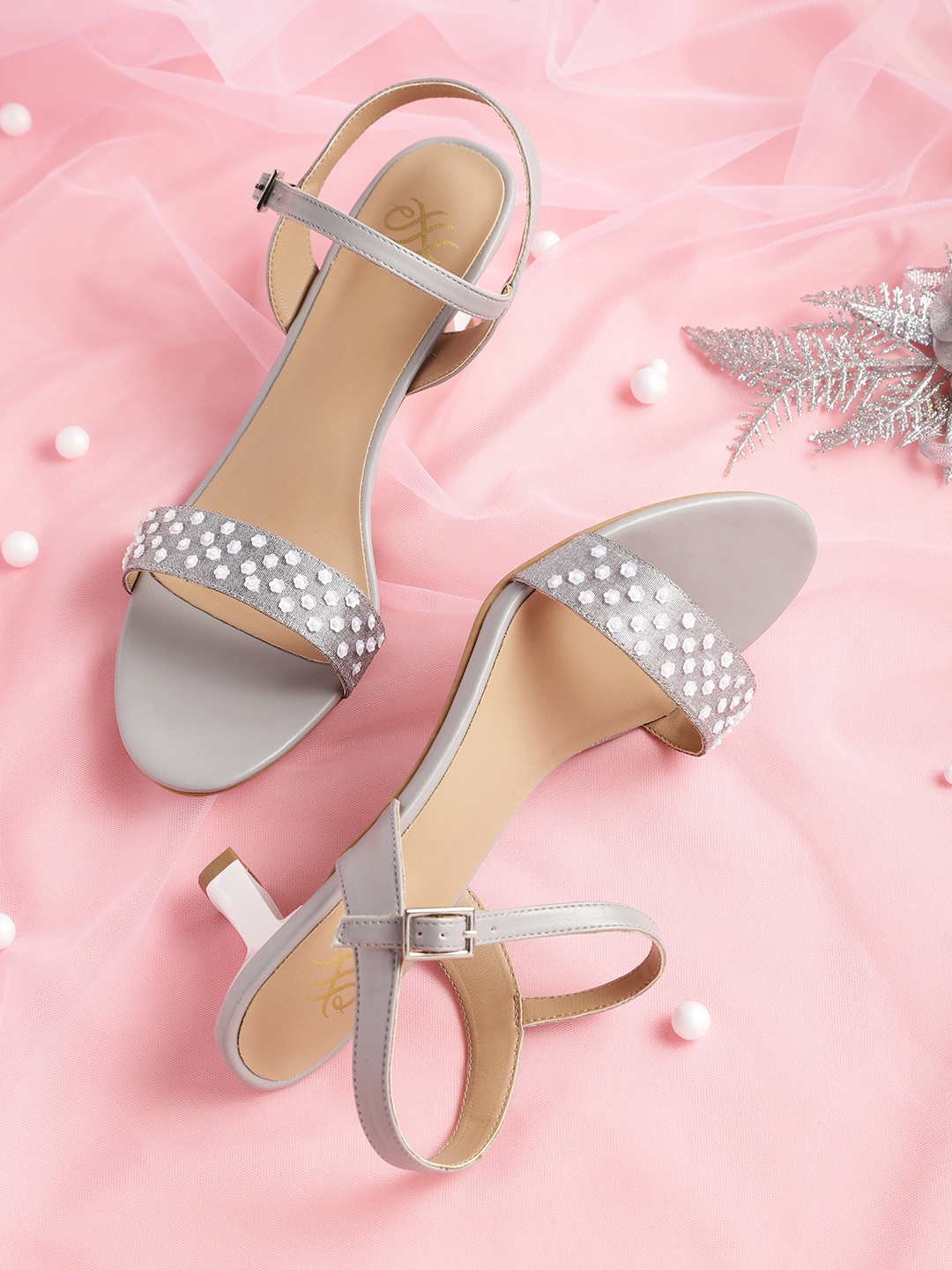 

House of Pataudi Women Grey & White Beaded Block Heels