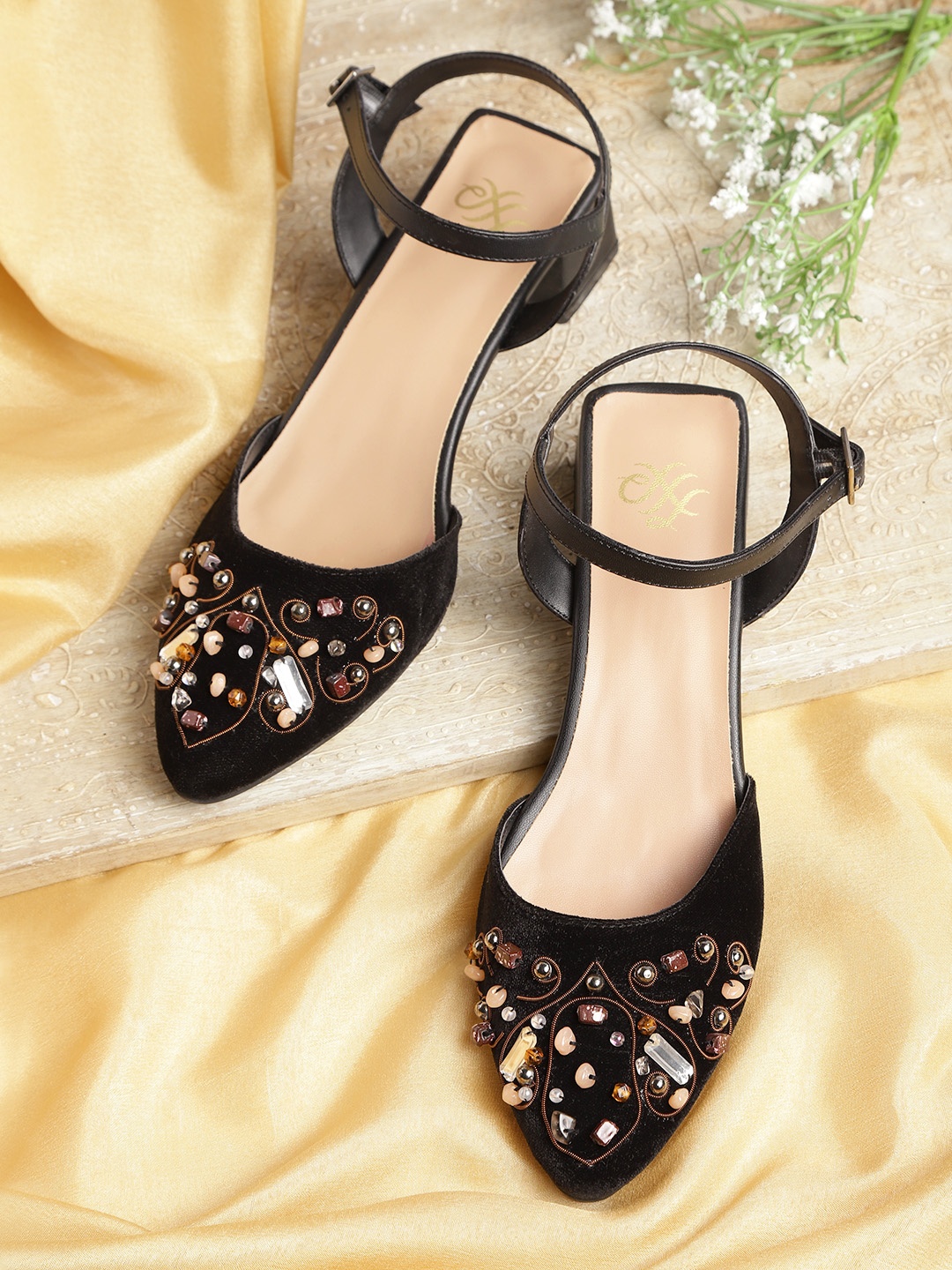 

House of Pataudi Women Black Beaded Partywear Pumps