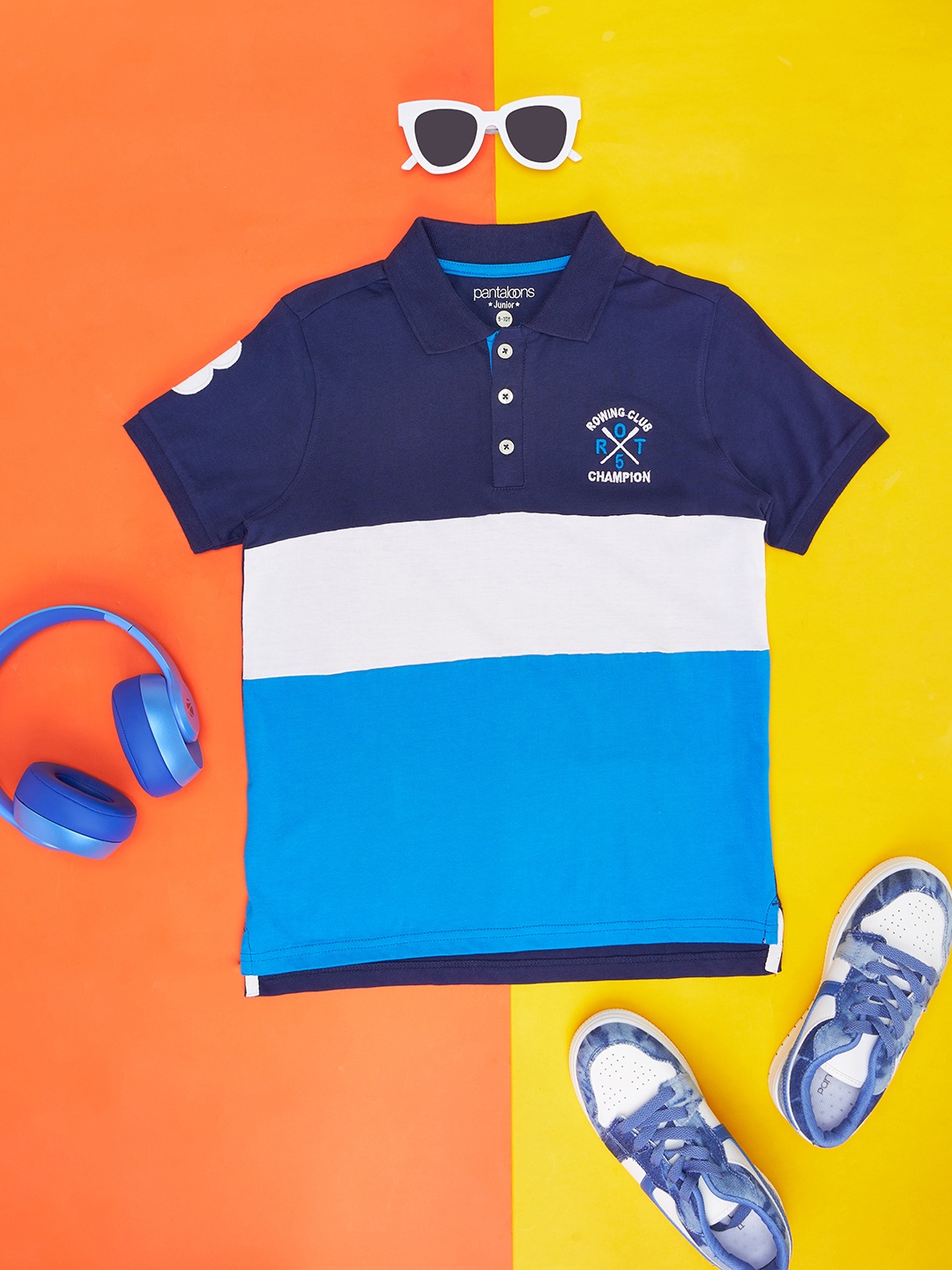 

Pantaloons Junior Boys Blue Colourblocked Polo Collar T-shirt