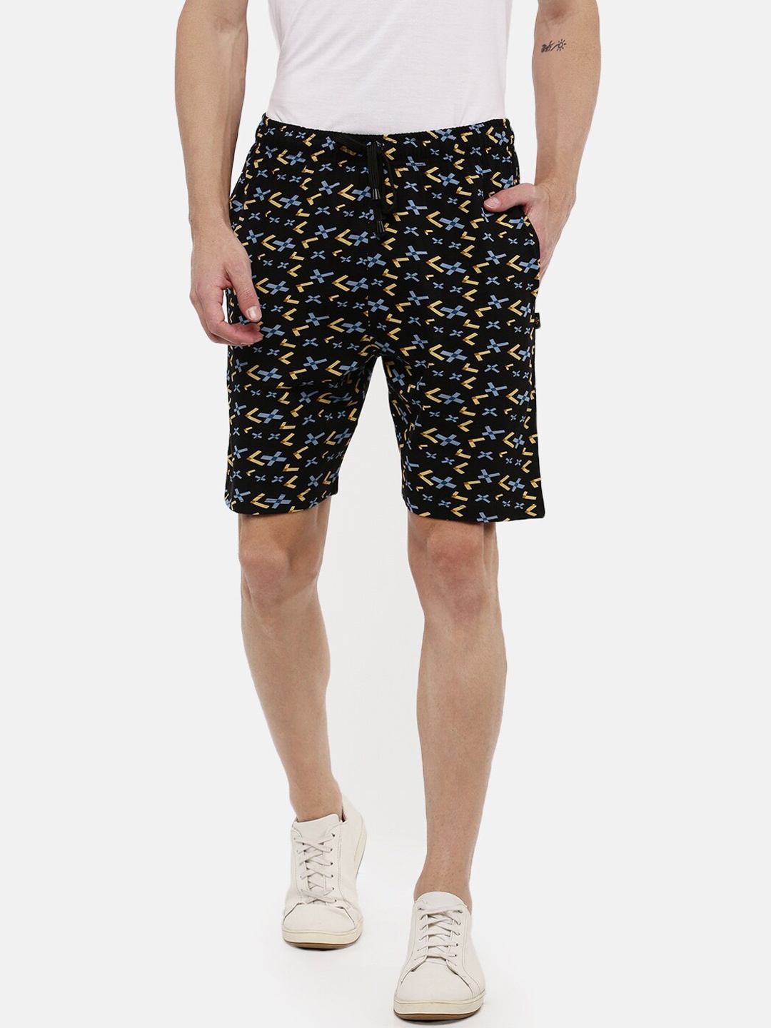 

DIXCY SCOTT Men Black Printed Regular Shorts