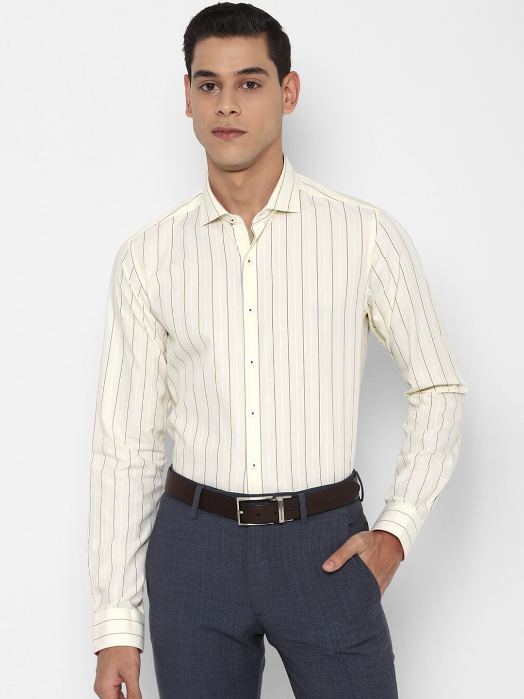 

SIMON CARTER LONDON Men Cream-Coloured Slim Fit Opaque Striped Formal Shirt