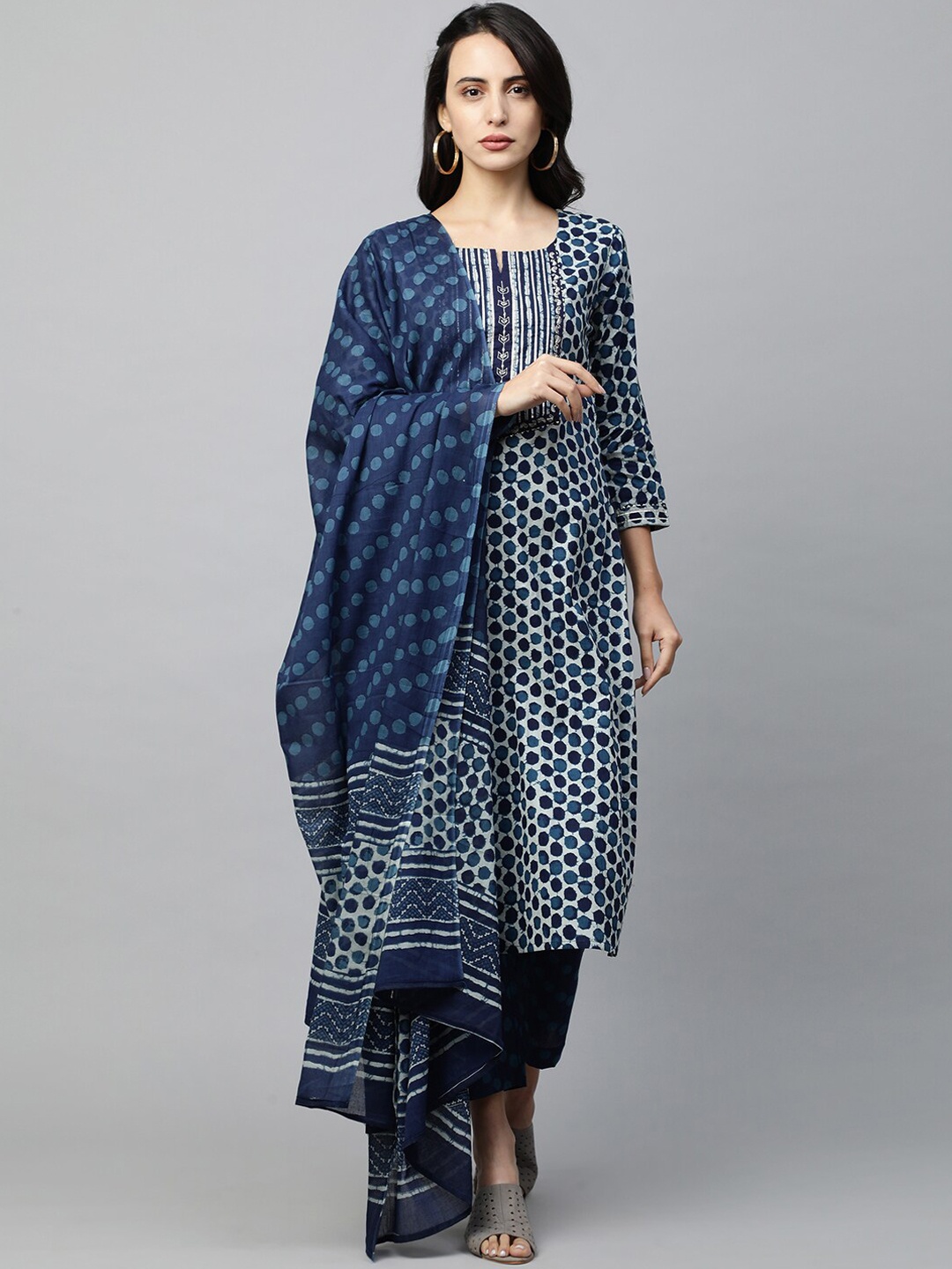 

FASHOR Women Blue & Grey Block Printed Cotton Kurta with Trousers & Dupatta & Mask