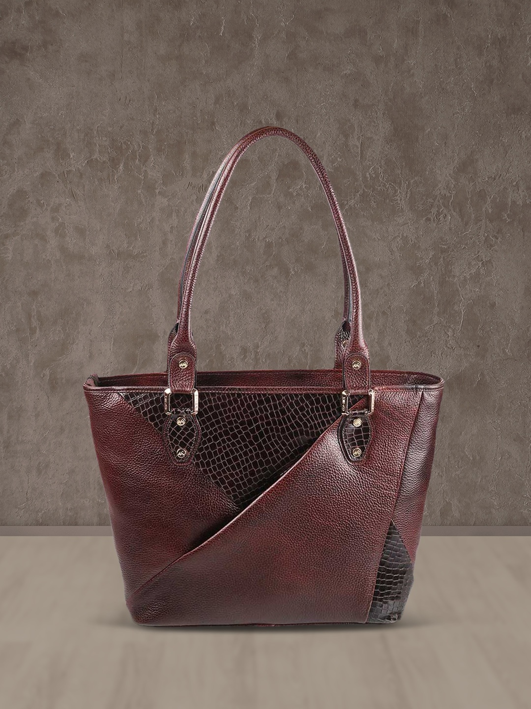 

Metro Women Brown Textured Leather Structured Shoulder Bag