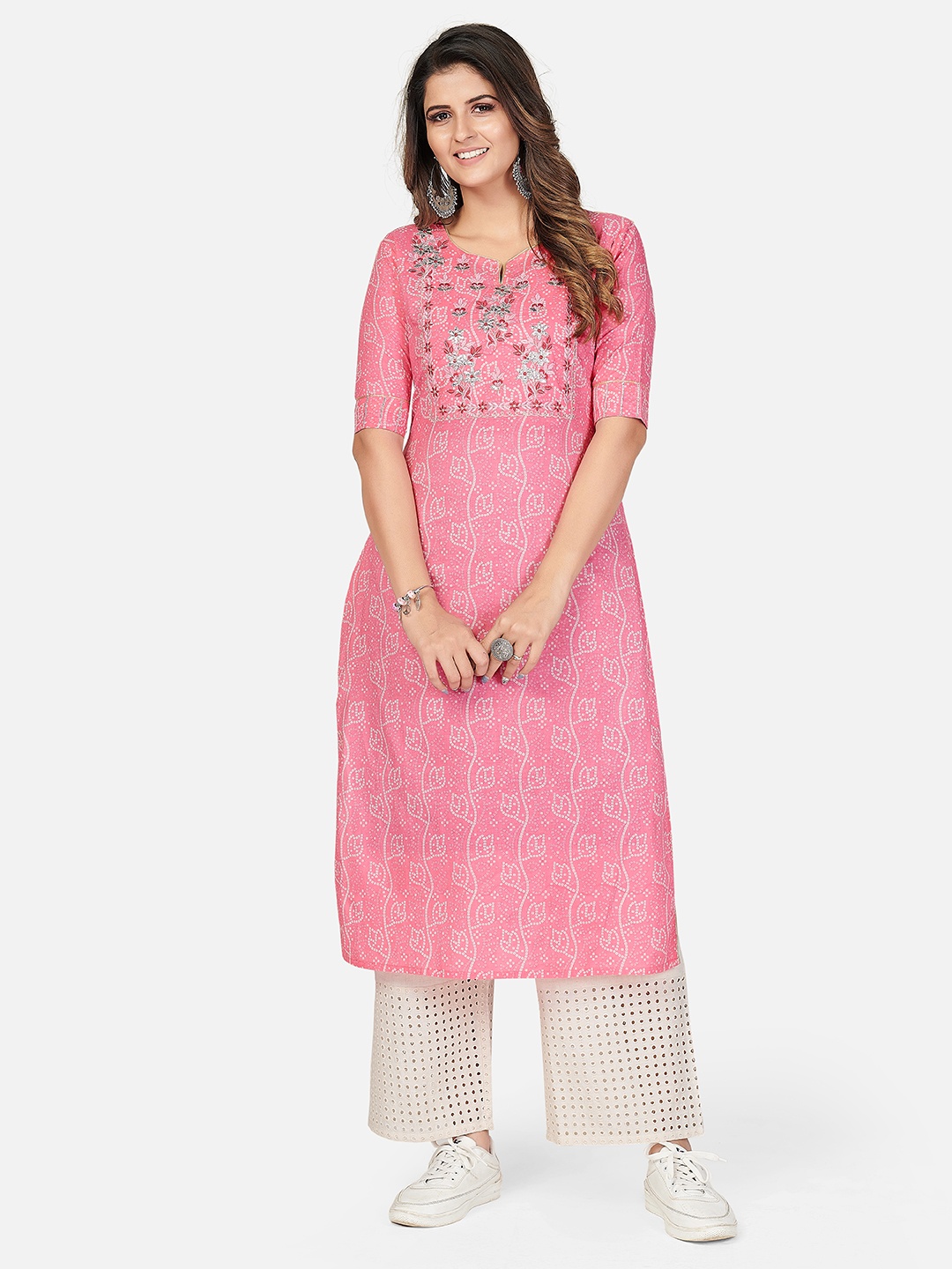 

Vbuyz Women Pink & White Bandhani Printed Embroidered Kurta