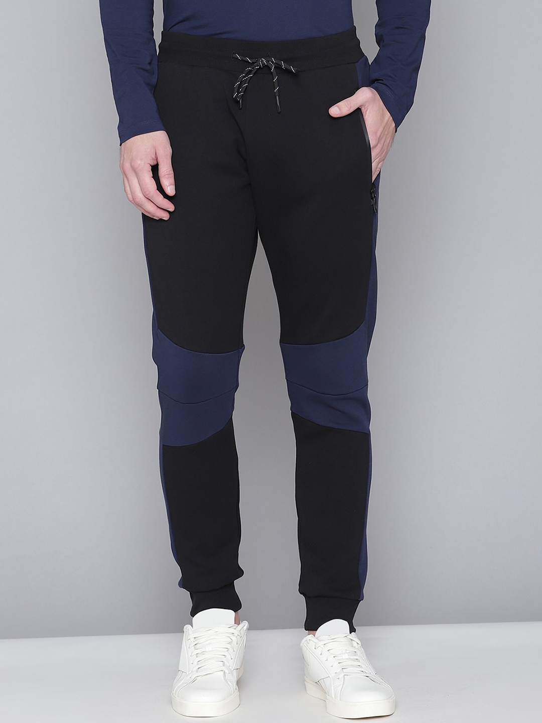 

Antony Morato Men Black & Blue Colourblocked Slim-Fit Cotton Joggers