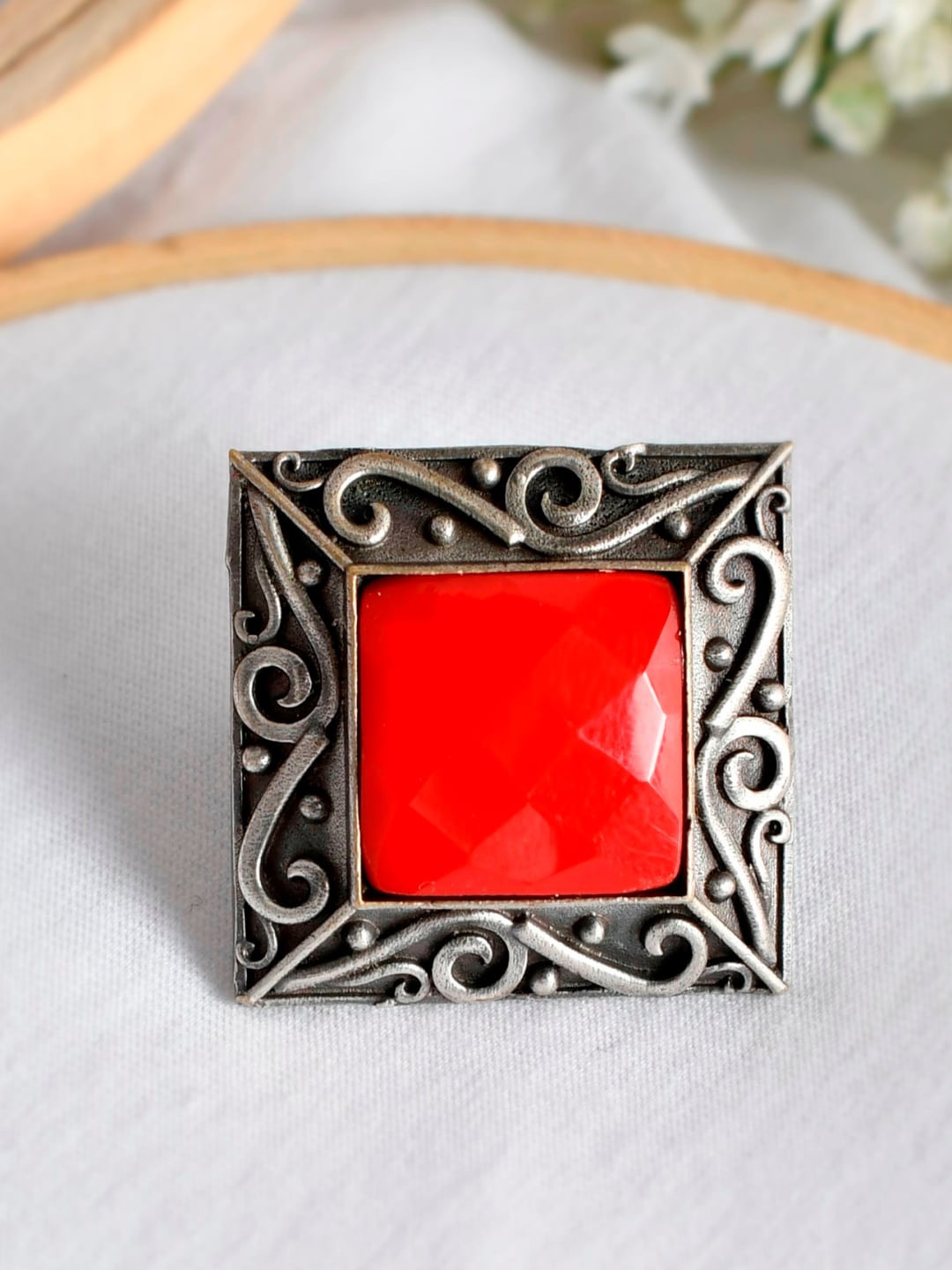 

Infuzze Oxidised Silver-Plated Red Stone-Studded Adjustable Finger Ring