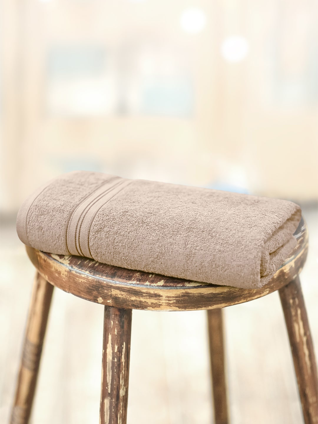 

swiss republic Taupe-Colored Solid Cotton 480 GSM Bath Towel