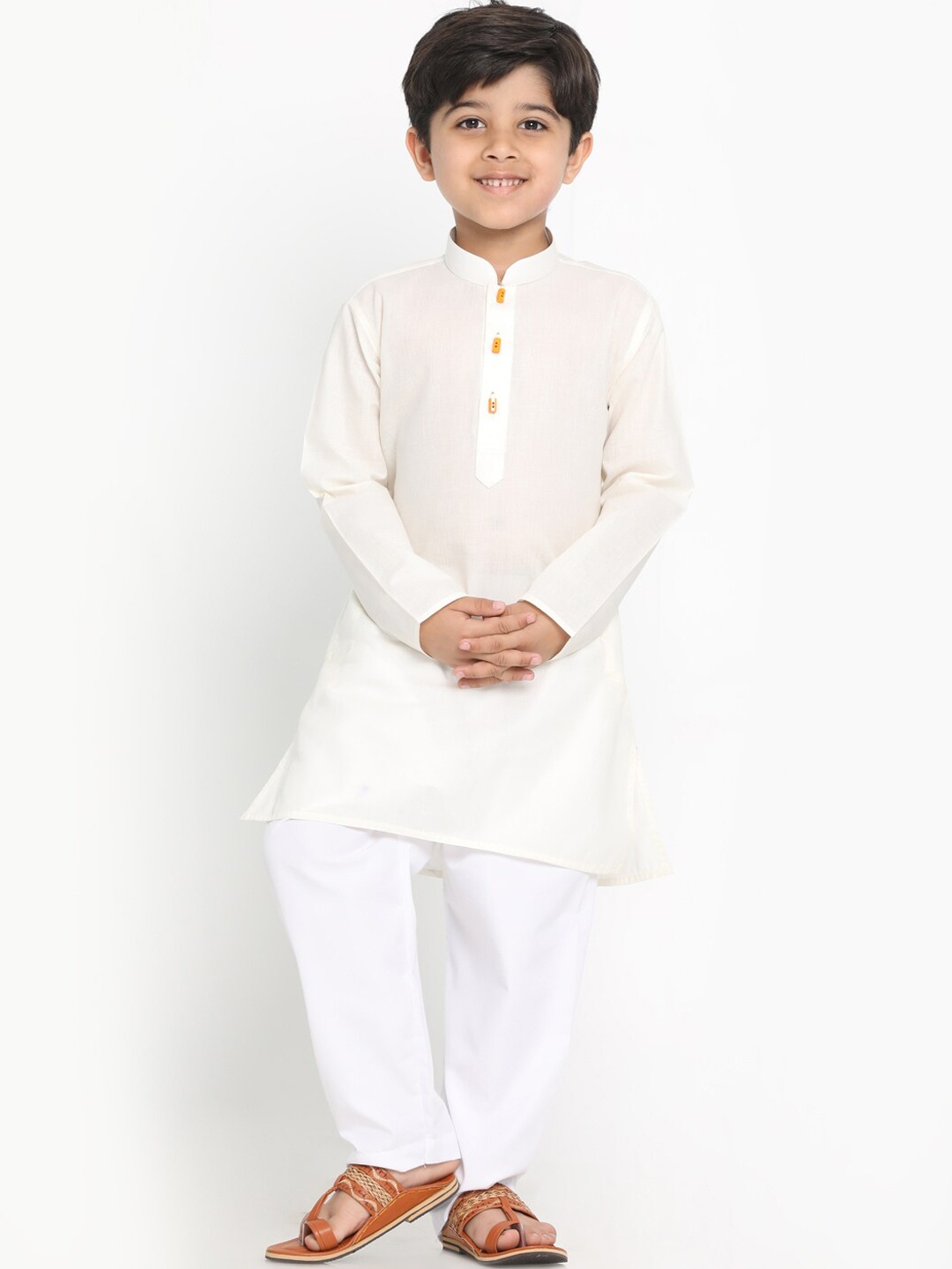 

VASTRAMAY Boys Cream-Coloured Regular Kurta with Pyjamas