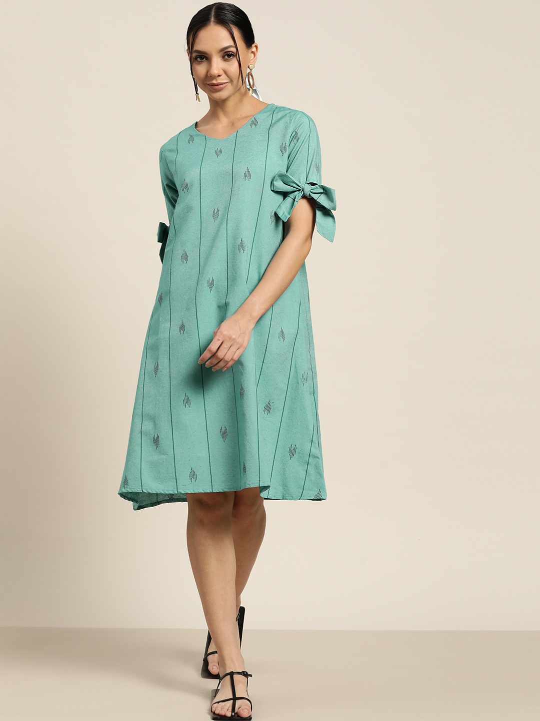 

Sangria Women Green Printed A-Line Dress