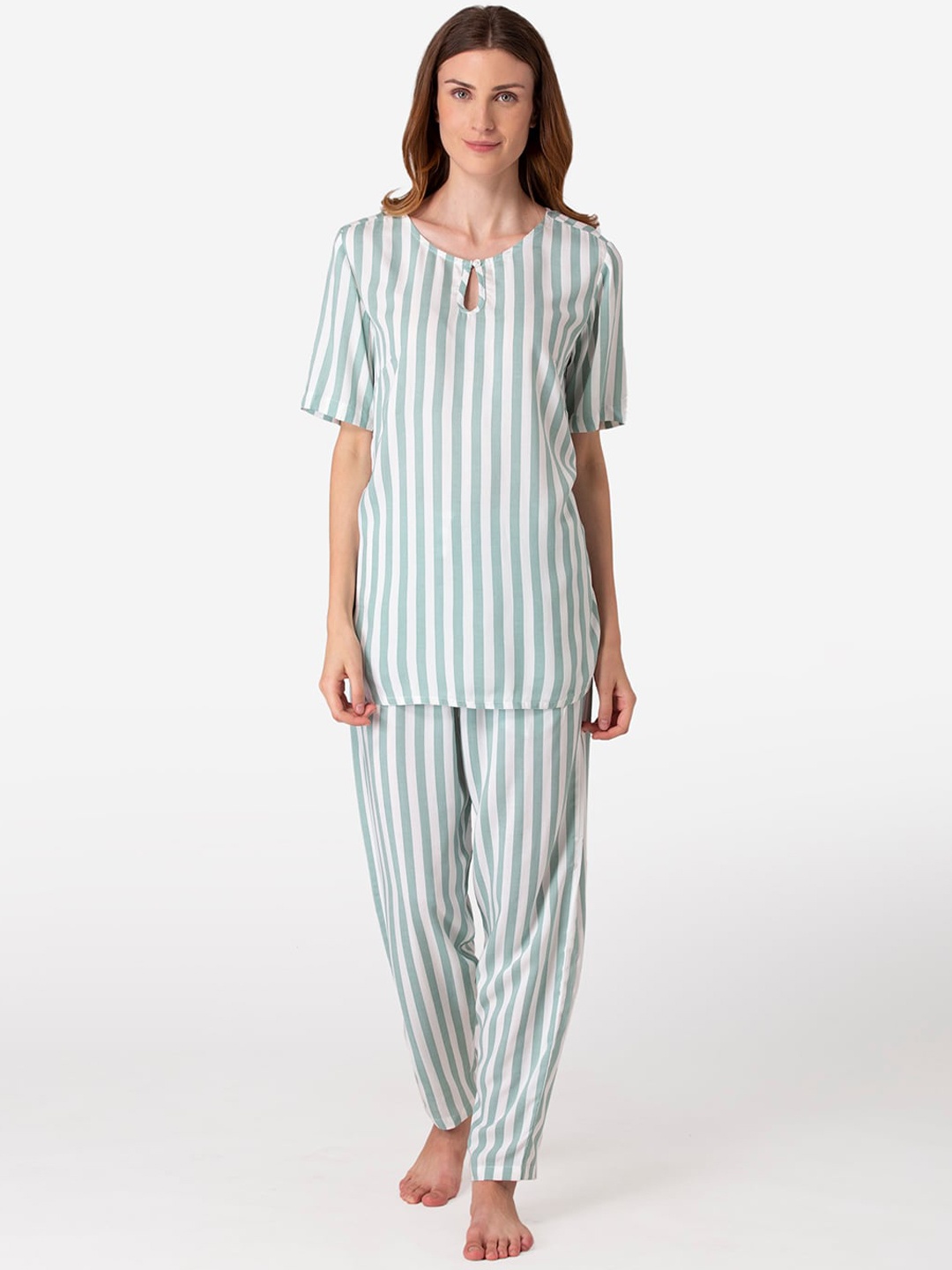 

Fluffalump Women Green & White Striped Printed Night suit