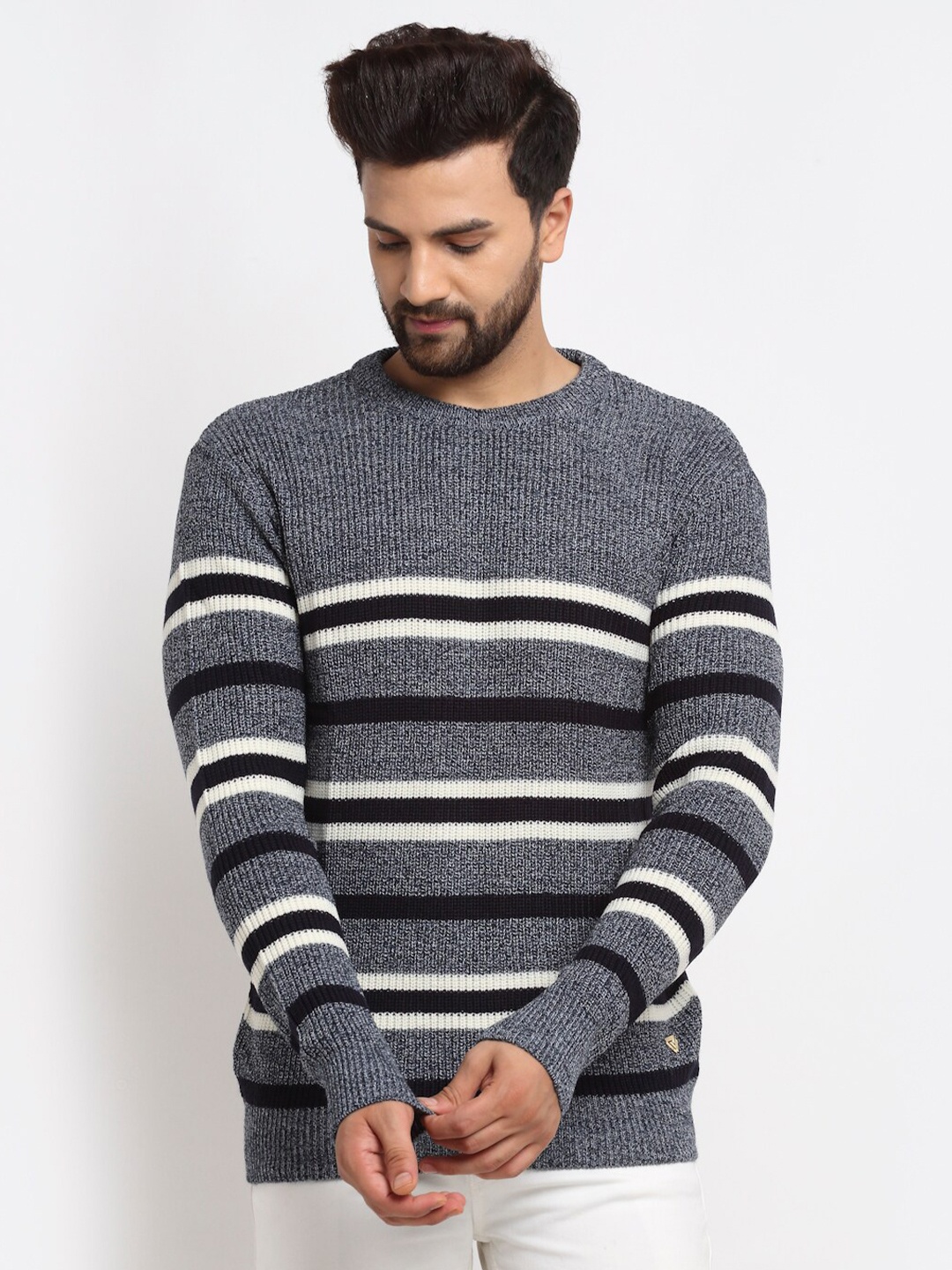 

Club York Men Grey & White Striped Pullover