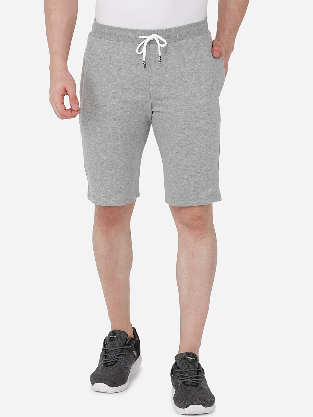 

beevee Men Grey Melange Regular Shorts