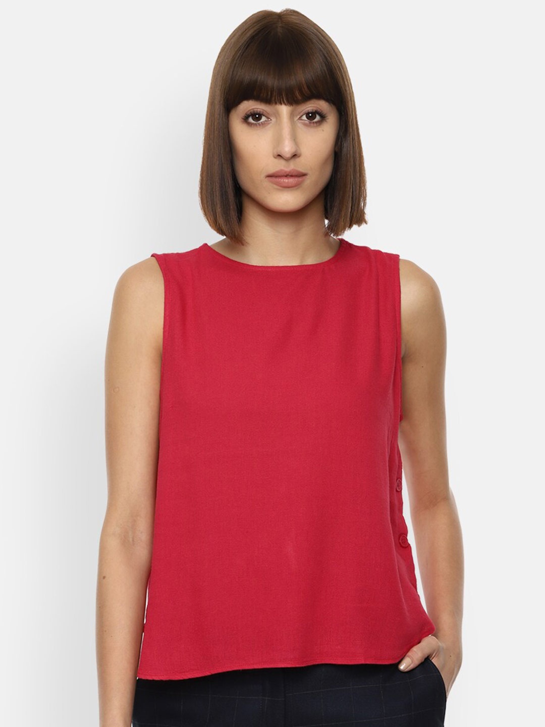 

Van Heusen Woman Red Solid Sleeveless Regular Top