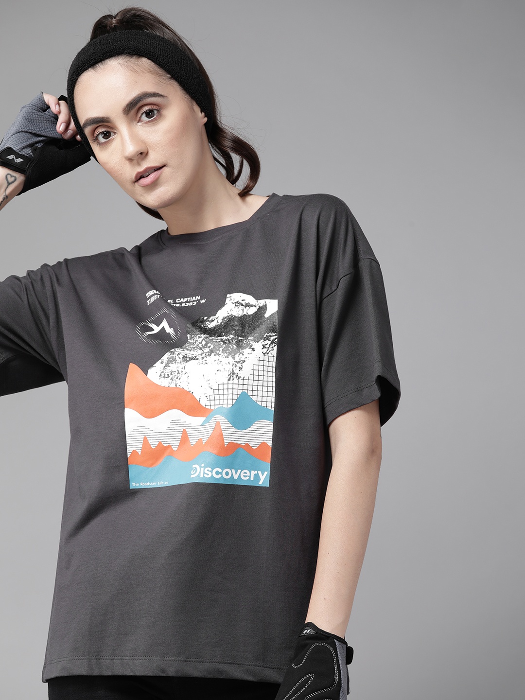 

Roadster The Lifestyle Co x Discovery Adventures Women Charcoal Black Printed T-shirt