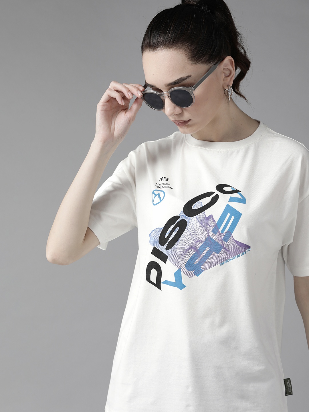 

Roadster X Discovery Adventures Women Off White & Blue Printed T-shirt