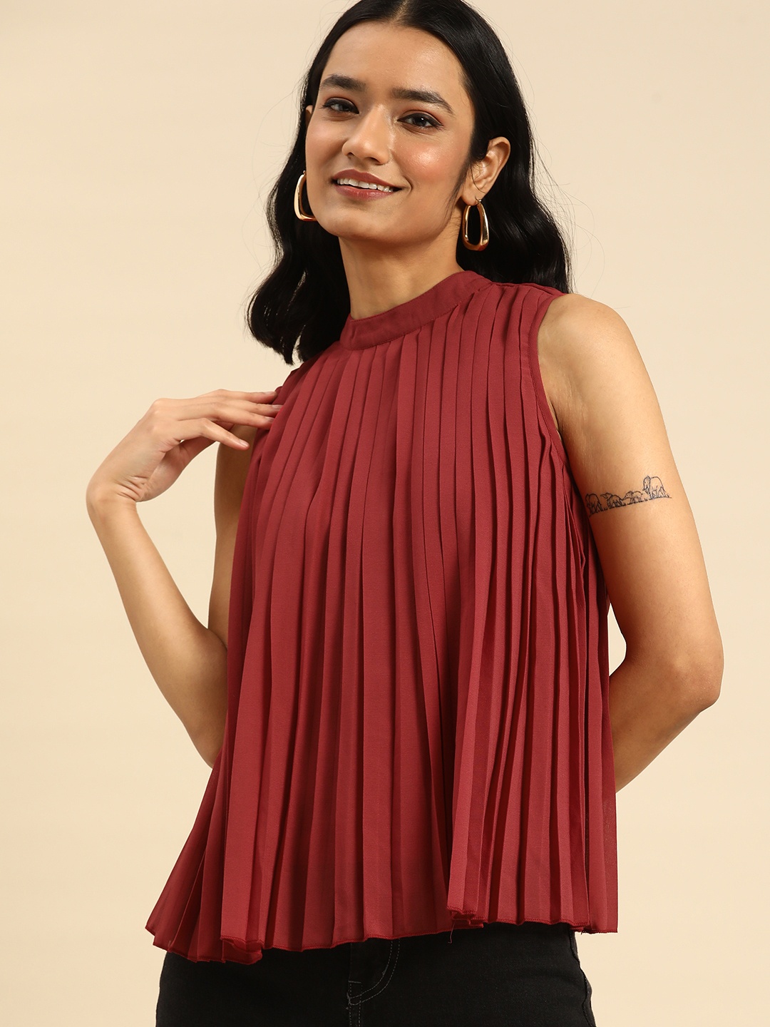 

all about you Maroon Solid Round Neck Flared Top