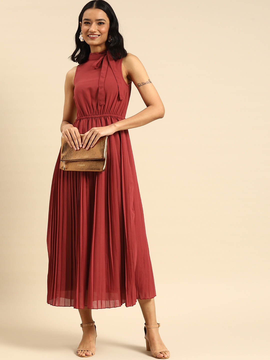 

all about you Rose Tie-Up Neck Flared Midi Dress