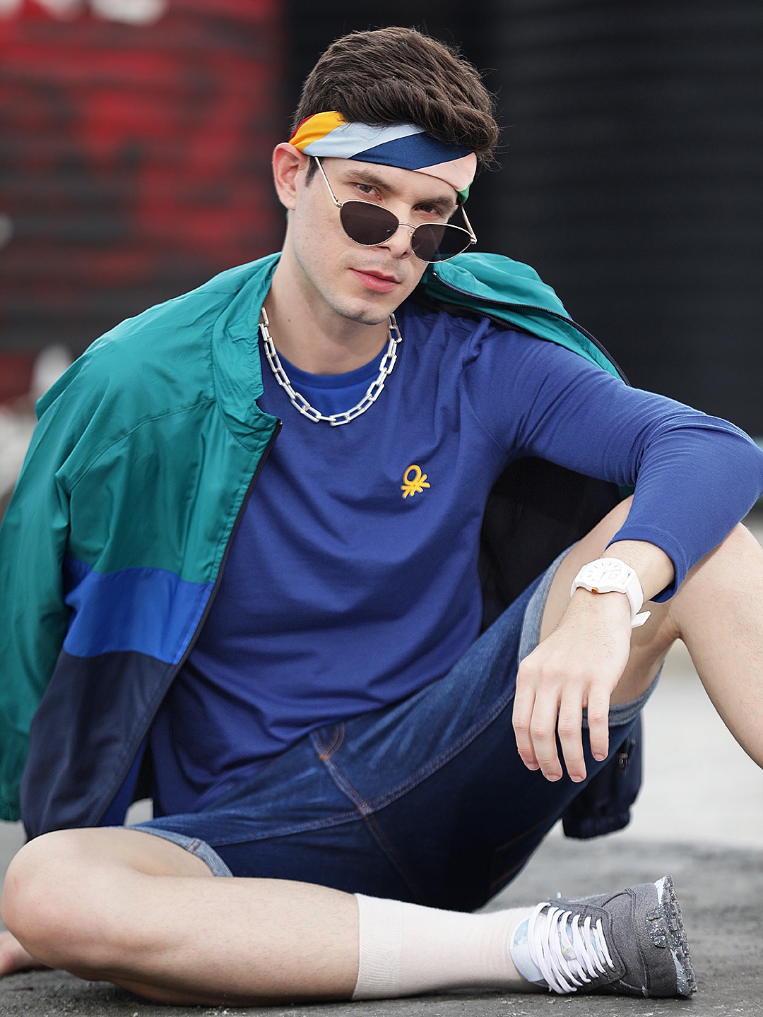 

United Colors of Benetton Men Blue Solid Long Sleeves T-shirt