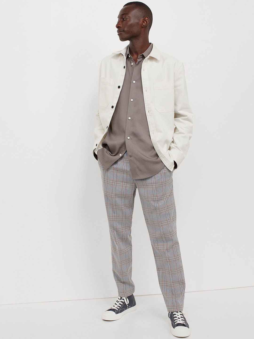 

H&M Men Multicolored Slim Fit Cropped Trousers, Multi