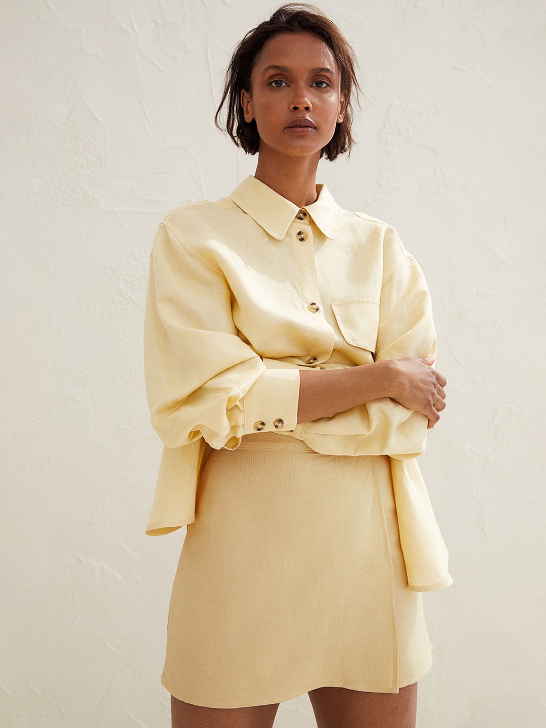 

H&M Yellow Linen-blend skirt