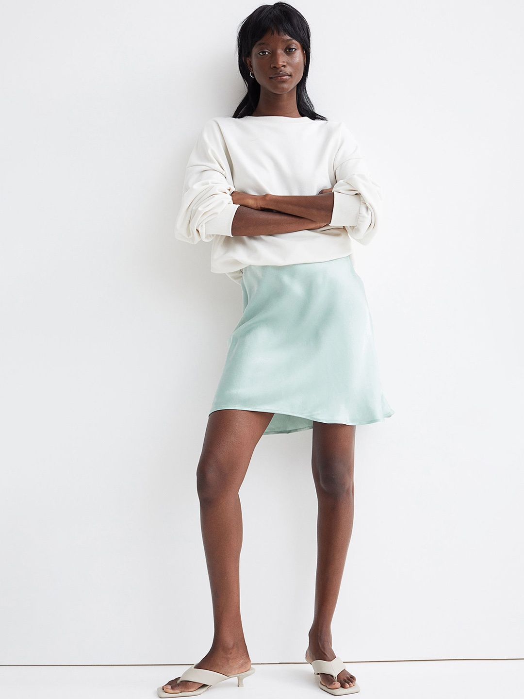

H&M Women Green-Turquoise Short Satin Skirt
