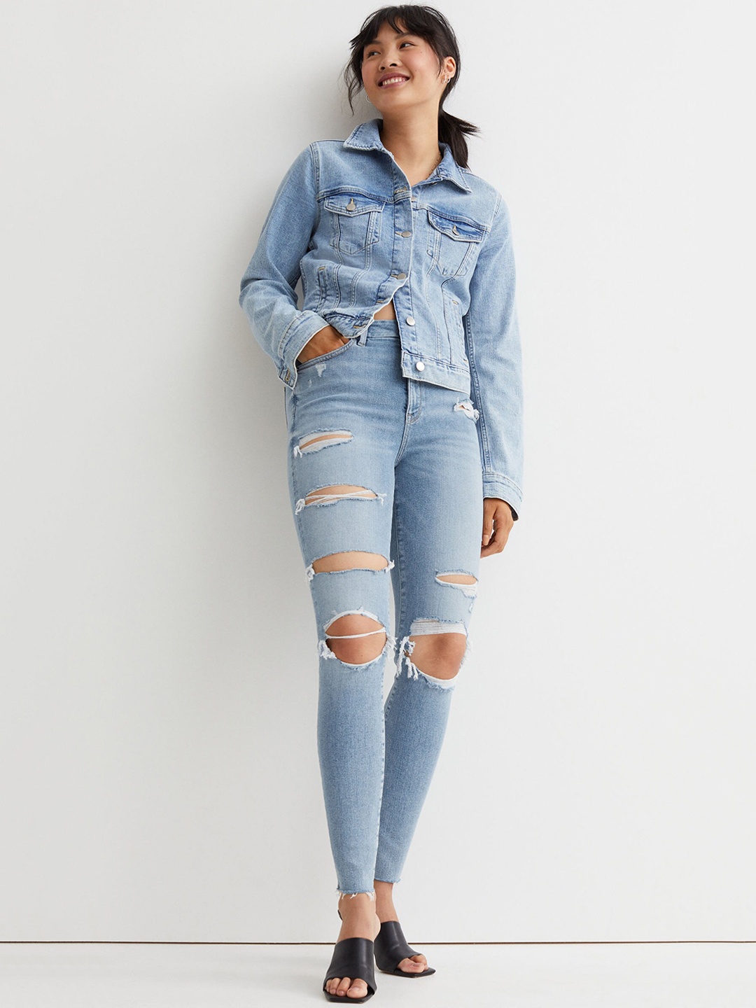 

H&M Women Blue Embrace High Ankle Jeans