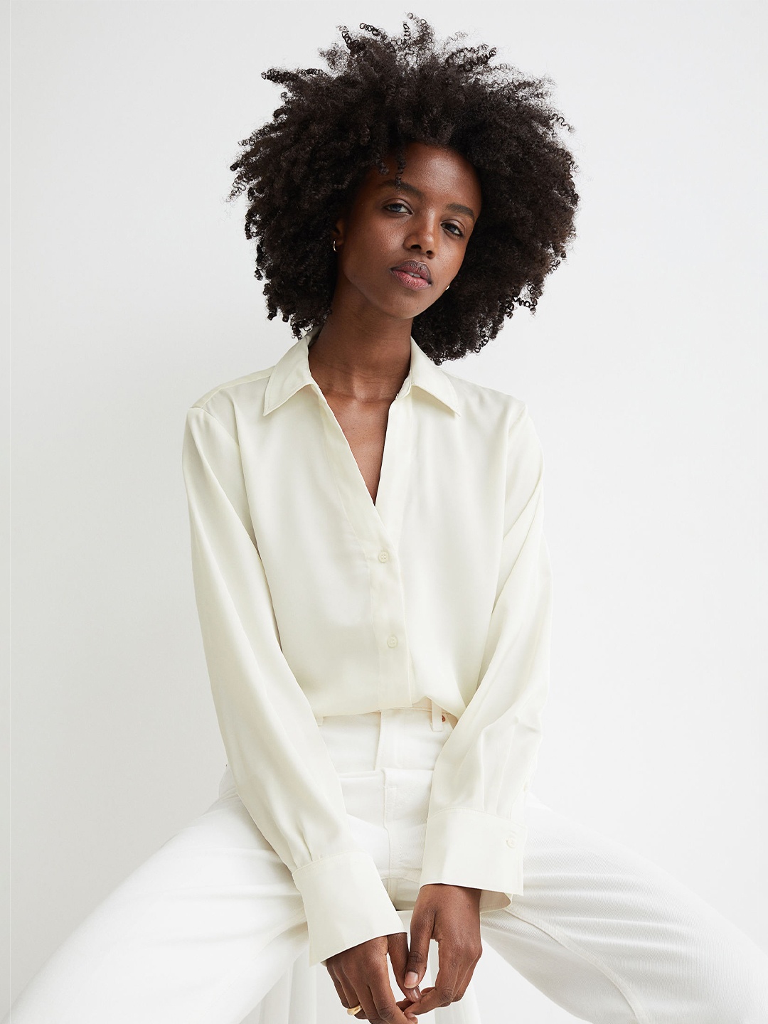 

H&M Women White V-Neck Blouse