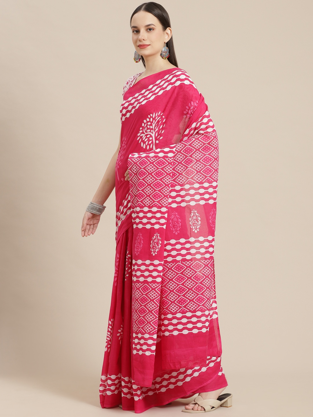 

mokshi Pink & White Ethnic Motifs Pure Cotton Saree