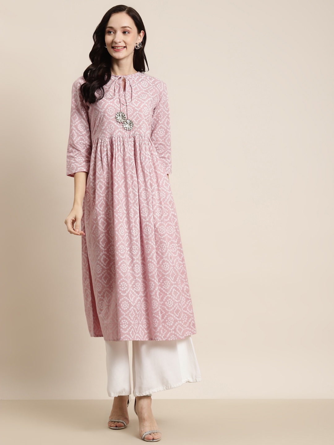 

Shae by SASSAFRAS Women Mauve & White Ethnic Motifs Printed Gotta Patti Pastels Anarkali Kurta