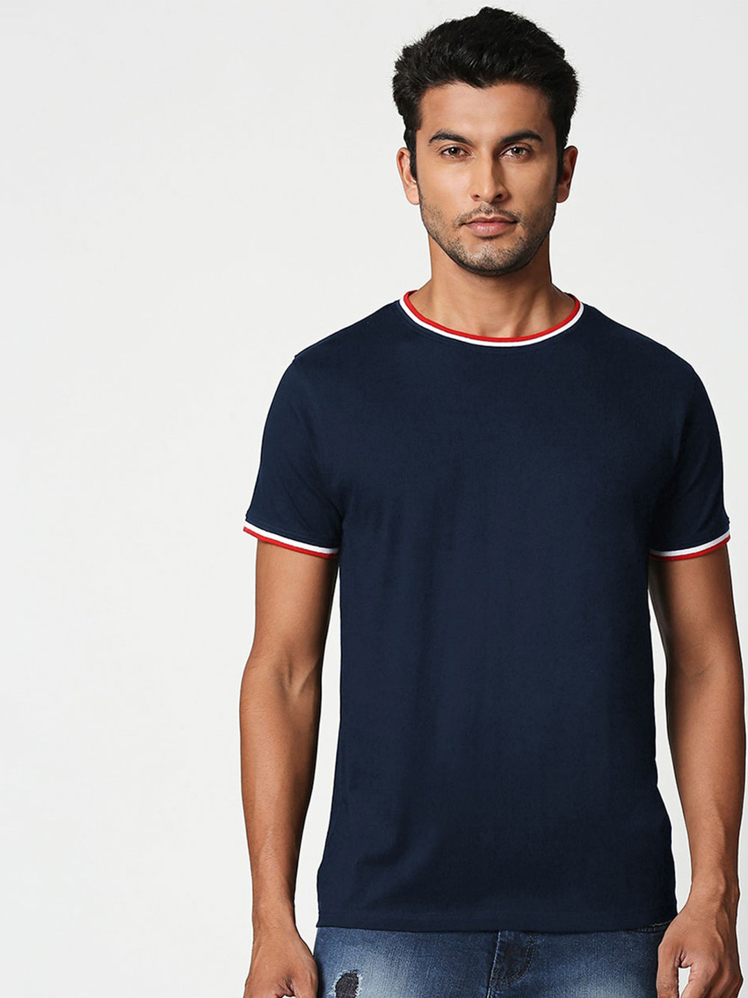 

Bewakoof Men Blue & White T-shirt