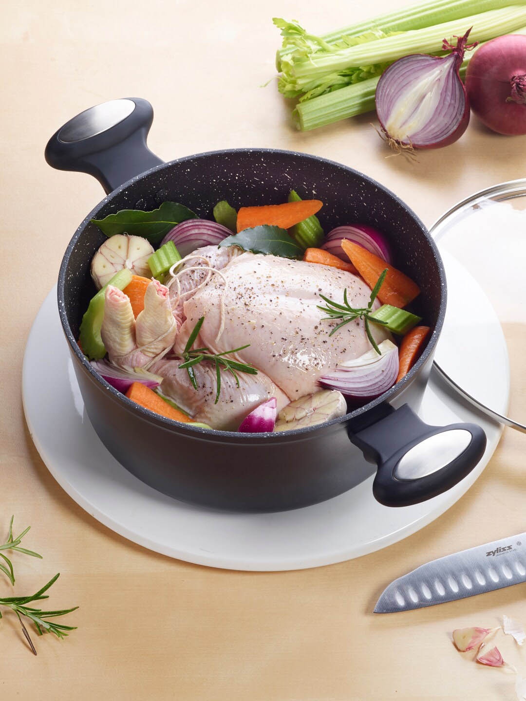 

Zyliss Black Deep Kadhai with Glass Lid & Induction Base