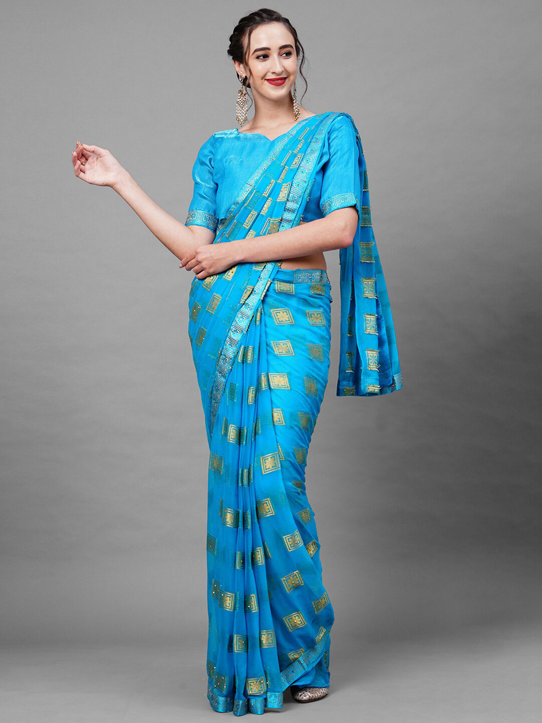 

Mitera Blue & Gold-Toned Floral Sequinned Saree