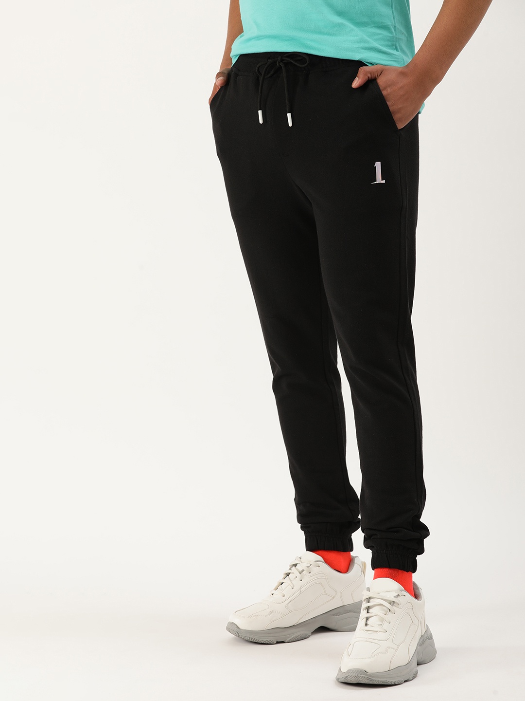 

SINGLE Men Black Solid Regular Fit Joggers
