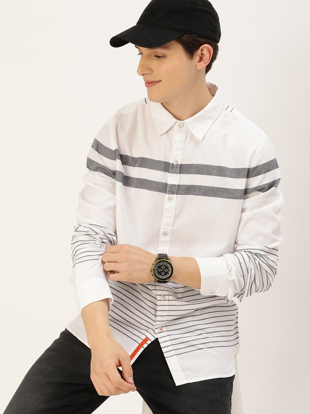 

SINGLE Men White Slim Fit Horizontal Striped Pure Cotton Casual Shirt