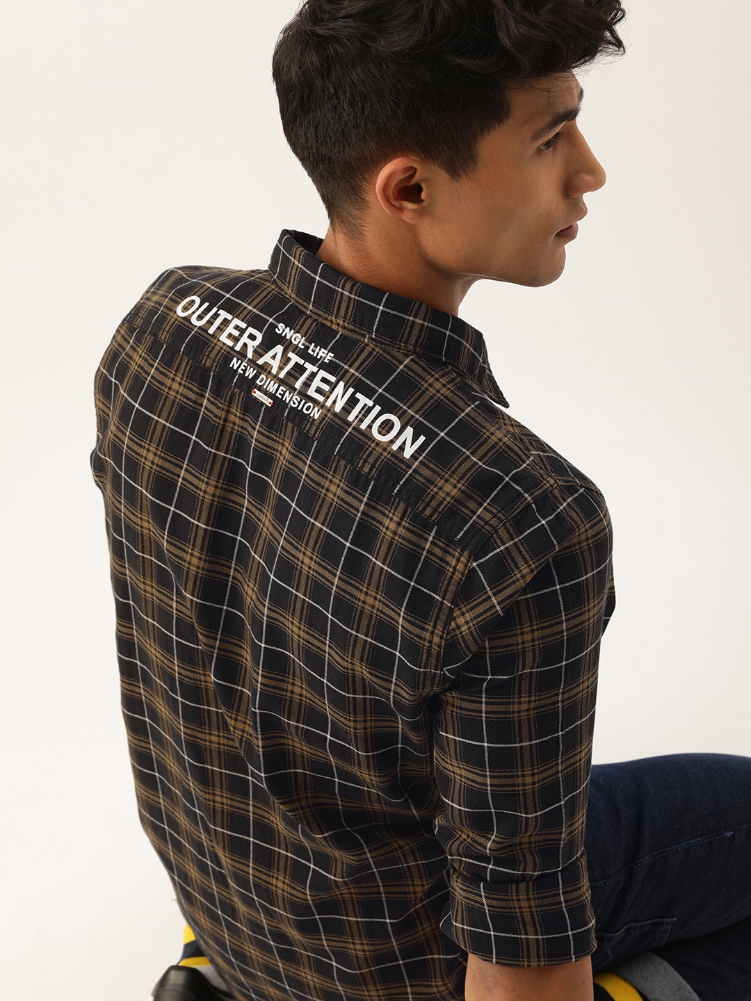 

SINGLE Men Black & Beige Slim Fit Opaque Checked Casual Shirt with Printed Detail