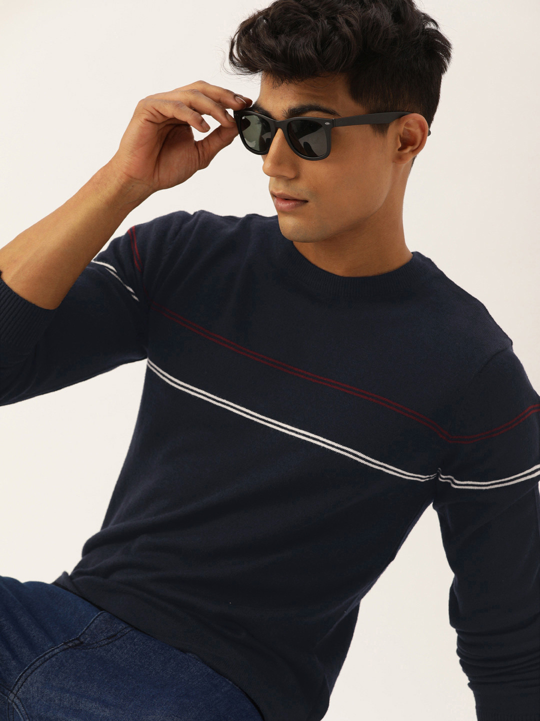 

SINGLE Men Navy Blue Striped Round Neck Pullover Sweater