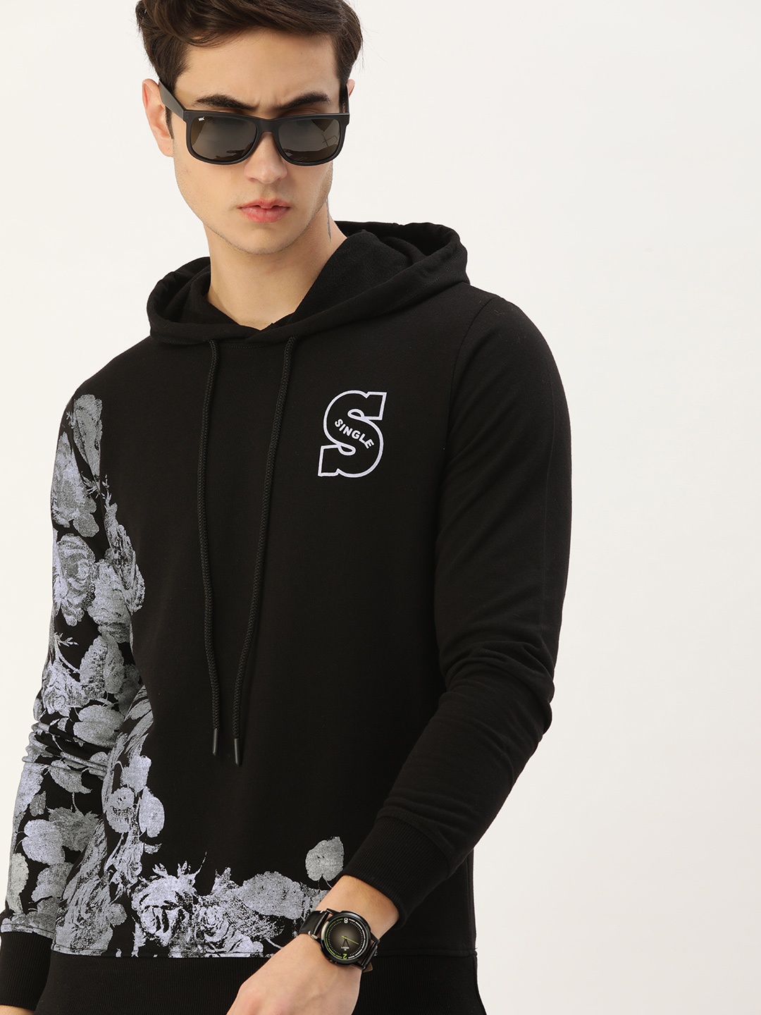 

SINGLE Men Black Floral Printed Hooded Sweatshirt