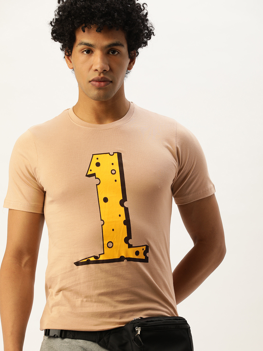 

SINGLE Men Beige Printed Cotton Slim Fit Pure Cotton T-shirt