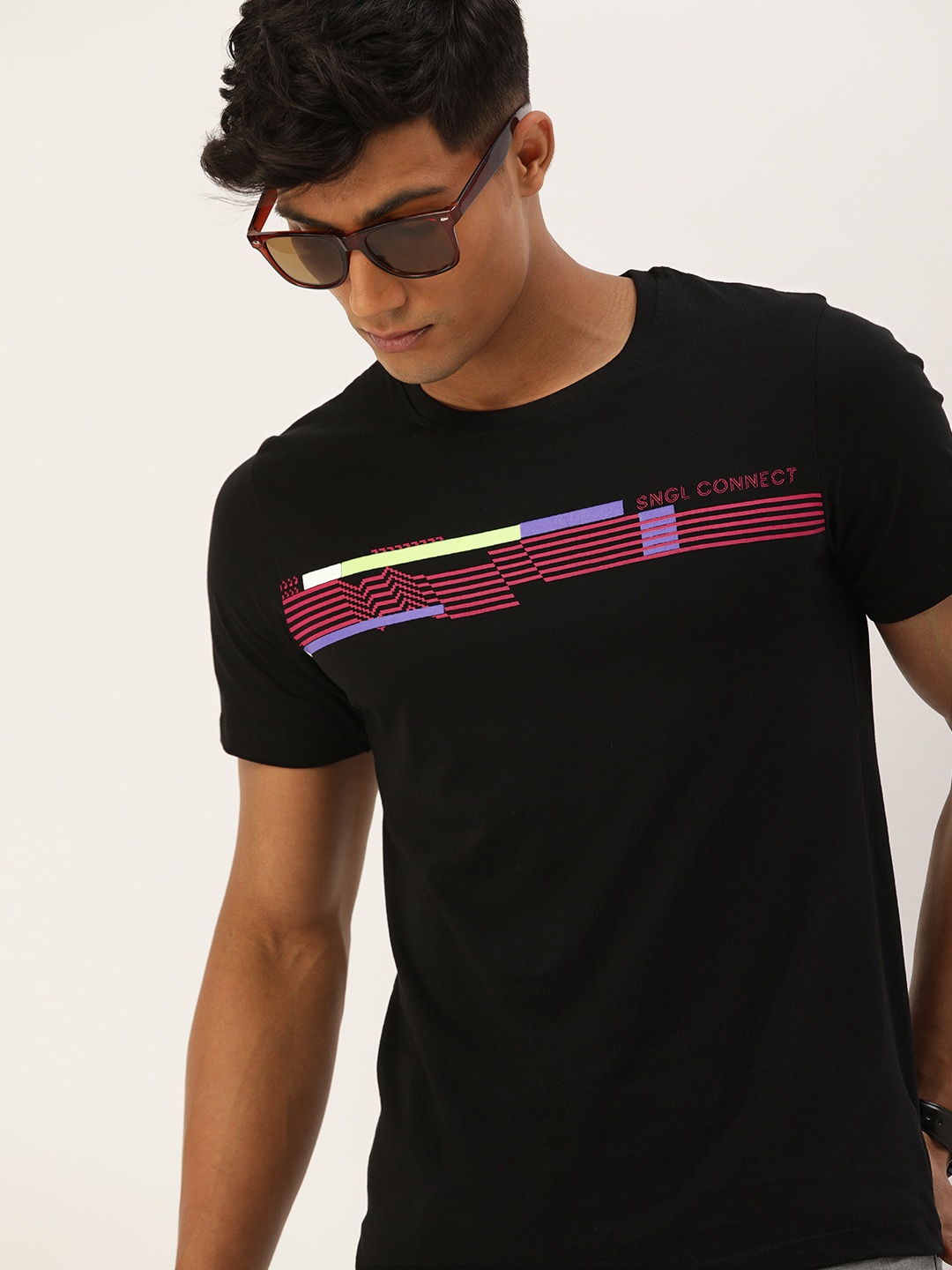 

SINGLE Men Black & Pink Striped Round Neck Pure Cotton T-shirt