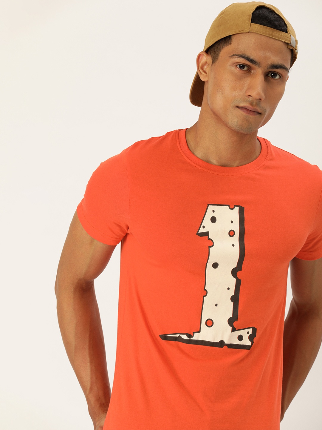 

SINGLE Men Orange Printed Slim Fit T-shirt