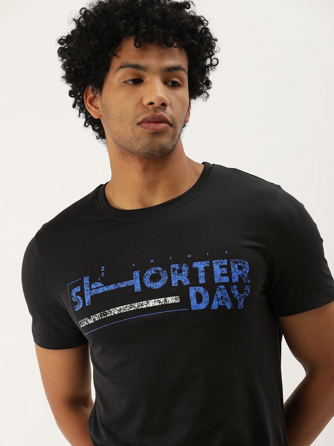 

SINGLE Men Black Typography Printed Slim Fit T-shirt