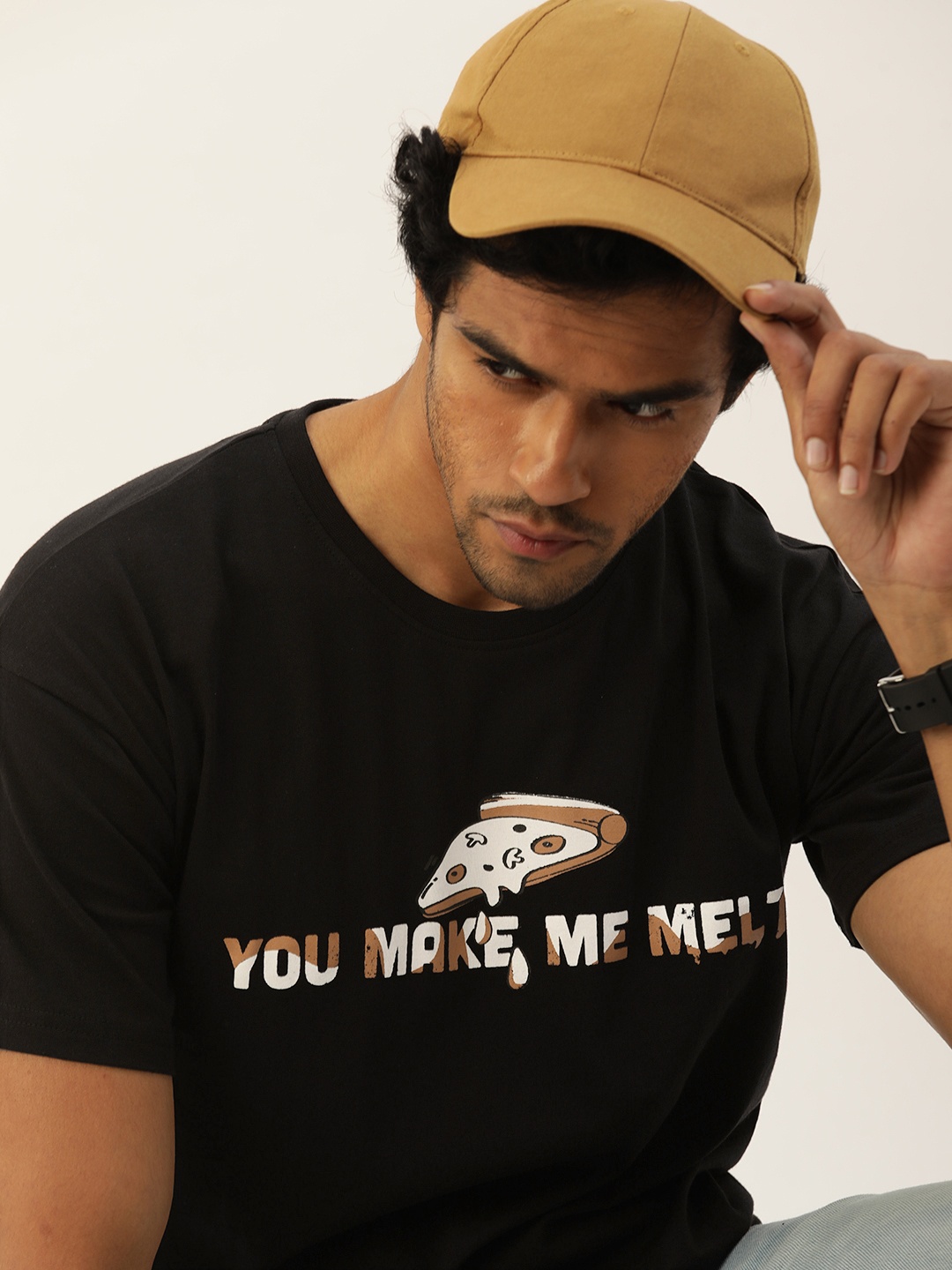 

SINGLE Men Black Typography Printed Boxy Fit Pure Cotton T-shirt